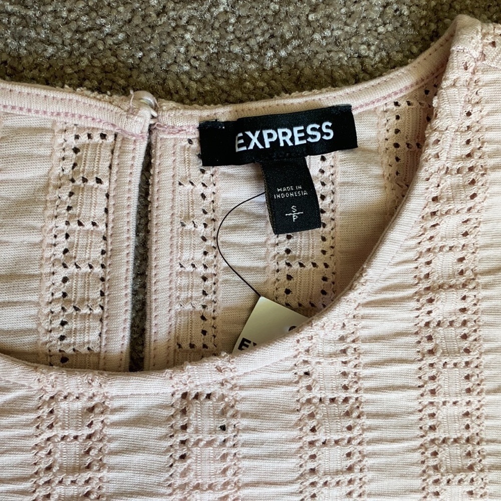 Express Light Pink Top - Picture 2 of 7